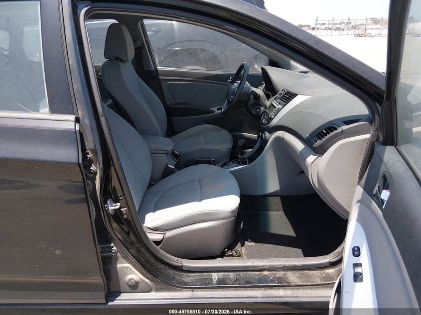 2012 HYUNDAI ACCENT auction photo 5
