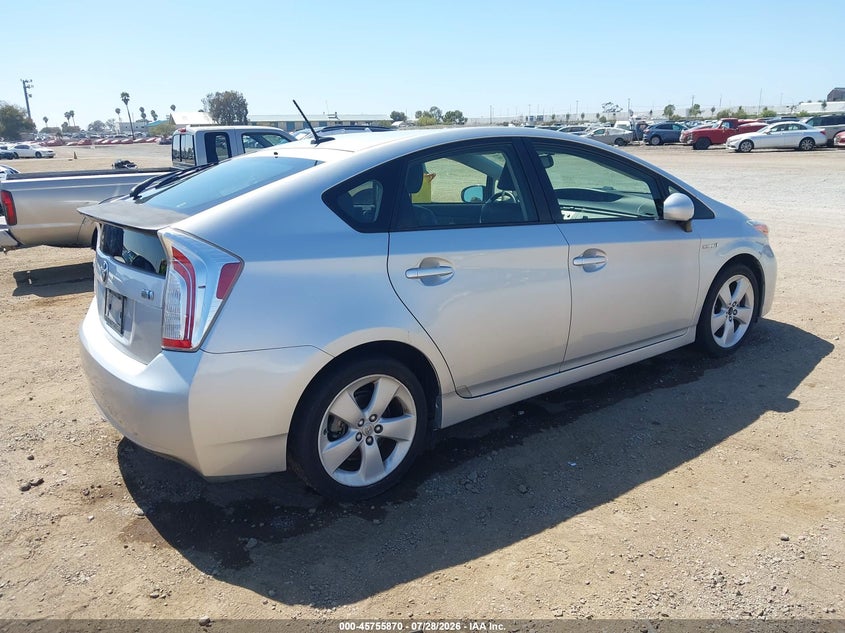 Vin: jtdkn3du4d5647986, lot: 46254592, toyota prius five 20134