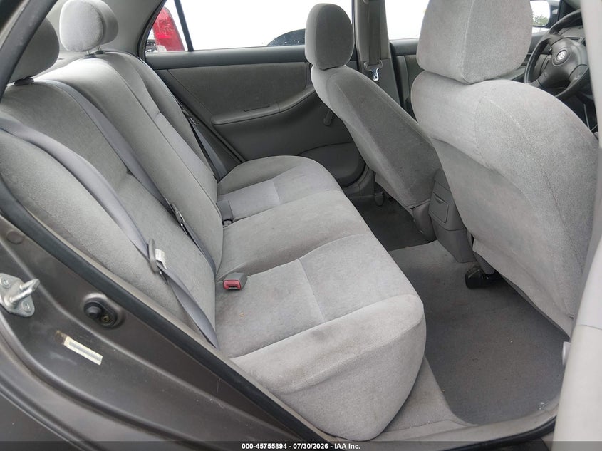 2004 TOYOTA COROLLA auction photo 8