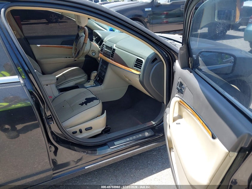 2011 LINCOLN MKZ auction photo 5