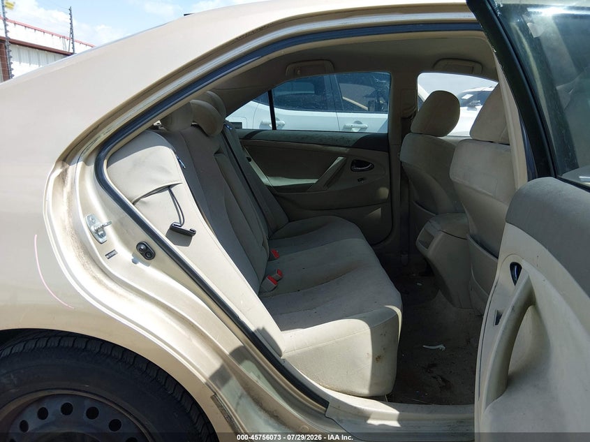 2010 TOYOTA CAMRY auction photo 8