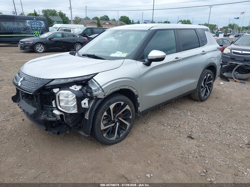 Vin: ja4j3va82rz075833, lot: 46254801, mitsubishi outlander se 2.5 2wd/se black edition s-awc/se black edition w/pano roof s-awc 20242