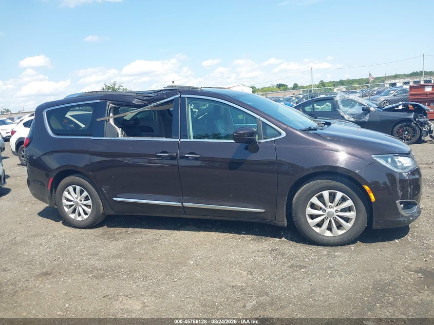 CHRYSLER PACIFICA - zdjęcie 13