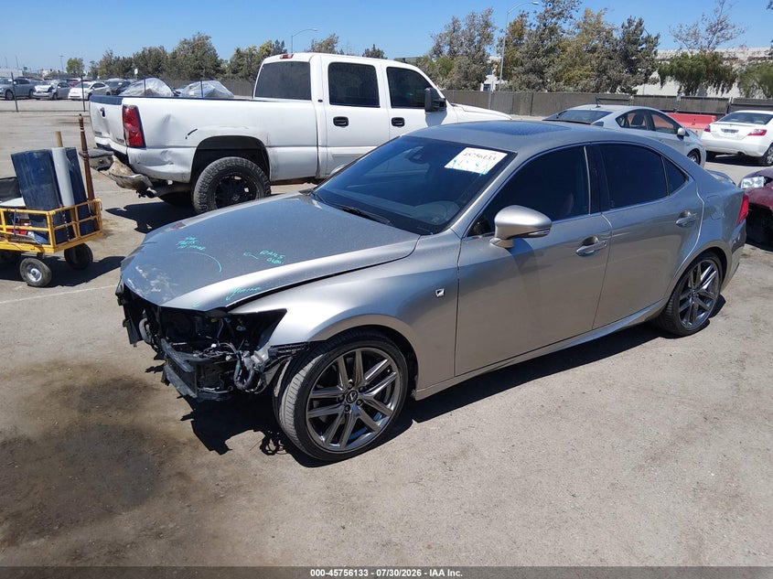 2019 LEXUS IS 300 auction photo 2