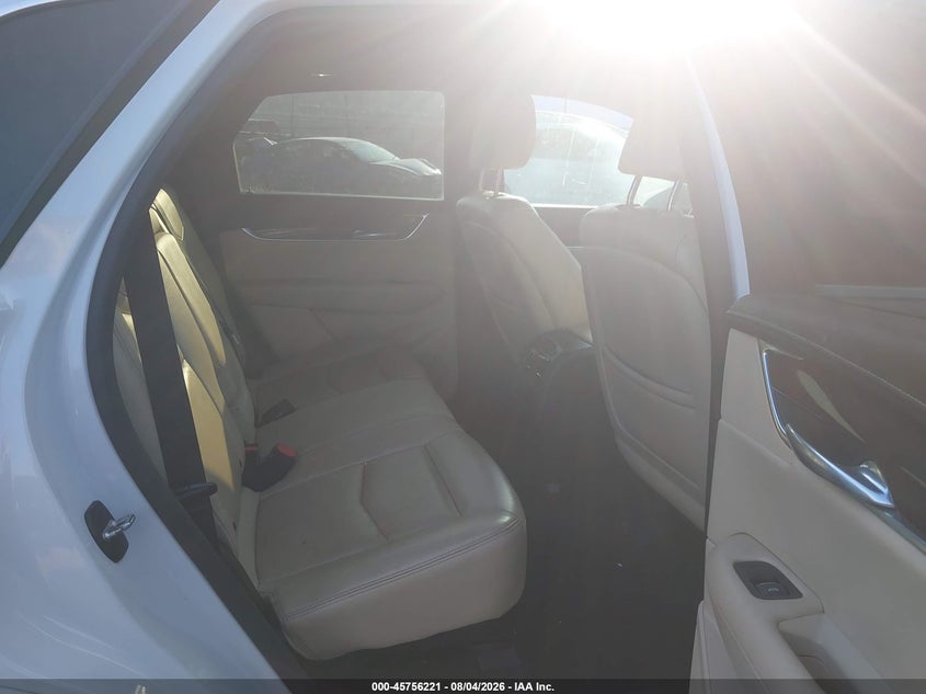 CADILLAC XT5 2017 VIN 1GYKNBRS8HZ242496