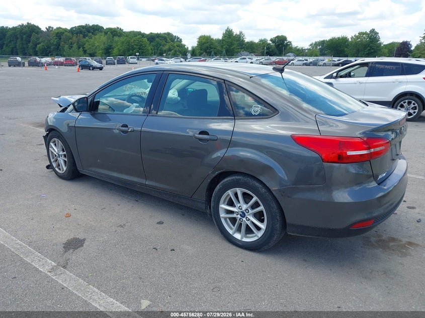 Vin: 1fadp3f2xhl300524, lot: 46255002, ford focus se 20173