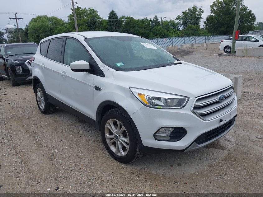 Vin: 1fmcu9gd1kuc07695, lot: 46255048, ford escape se 2019 img_1