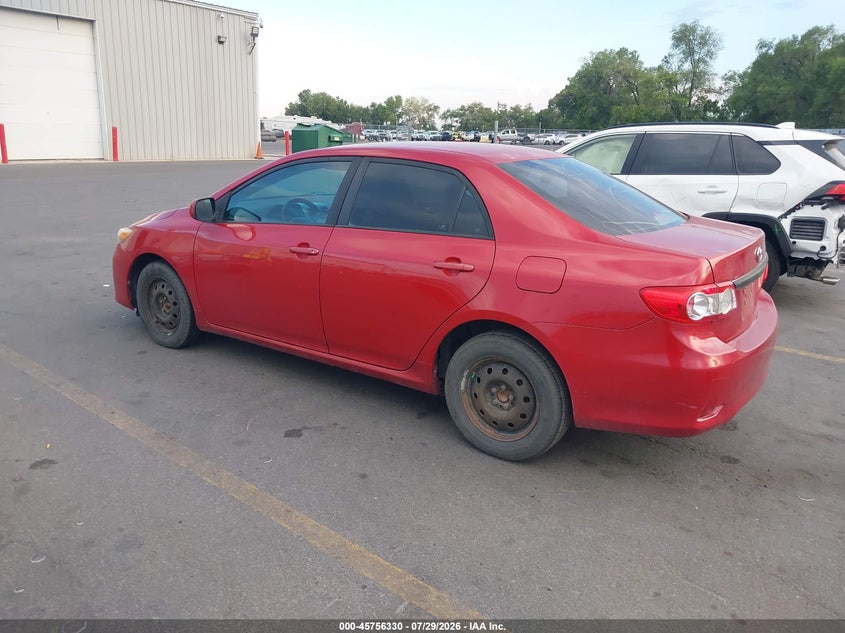 Vin: 2t1bu4ee8bc585766, lot: 46255052, toyota corolla le 20113