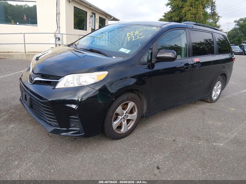 Vin: 5tdkz3dc2js945938, lot: 46255142, toyota sienna le 8 passenger 20182
