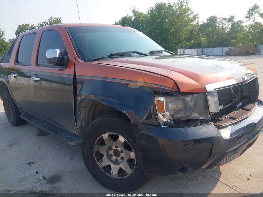 2007 CHEVROLET AVALANCHE 1500 LS · Фото 12