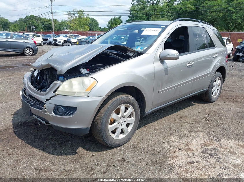 2006 Mercedes-Benz Ml 350 4Matic, Front End, IAAI, VIN 4JGBB86E36A085421 — photo 2