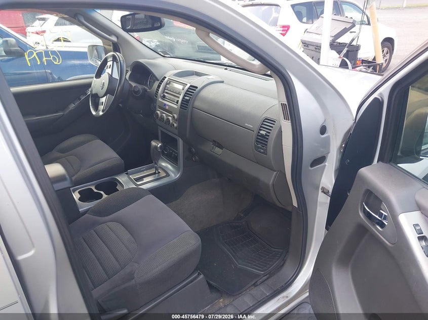 2006 NISSAN PATHFINDER auction photo 5