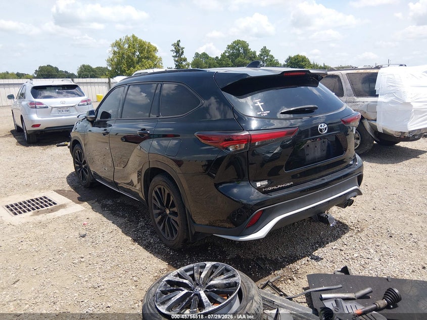 2024 TOYOTA HIGHLANDER auction photo 3