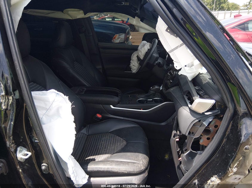 2024 TOYOTA HIGHLANDER auction photo 5