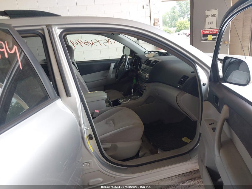 2008 TOYOTA HIGHLANDER auction photo 5