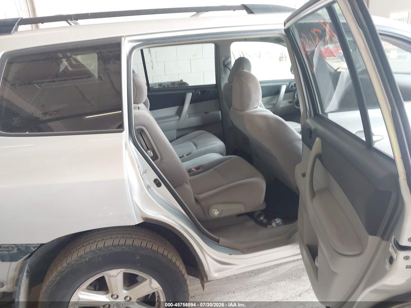 2008 TOYOTA HIGHLANDER auction photo 8