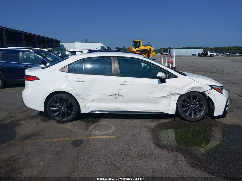 TOYOTA COROLLA - zdjęcie 13