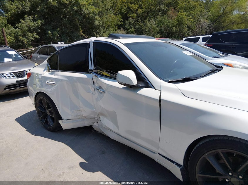 2016 INFINITI Q50 auction photo 6