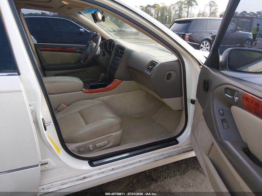 2004 LEXUS GS 300 auction photo 5