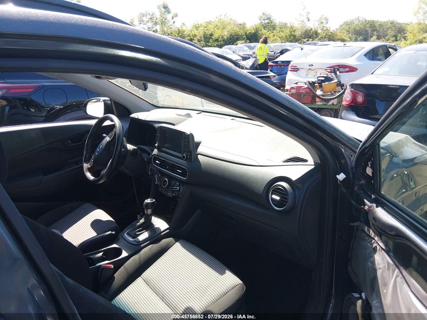 HYUNDAI KONA 2018 VIN KM8K22AA7JU121894