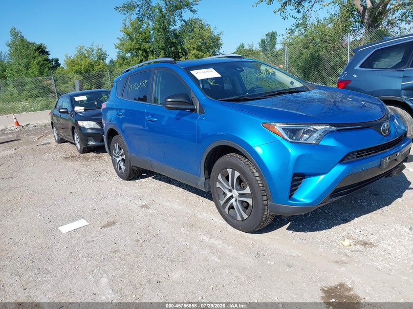Vin: jtmbfrev2hj702925, lot: 46255580, toyota rav4 le 2017 img_1