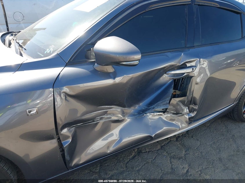 2016 LEXUS IS 200T auction photo 6