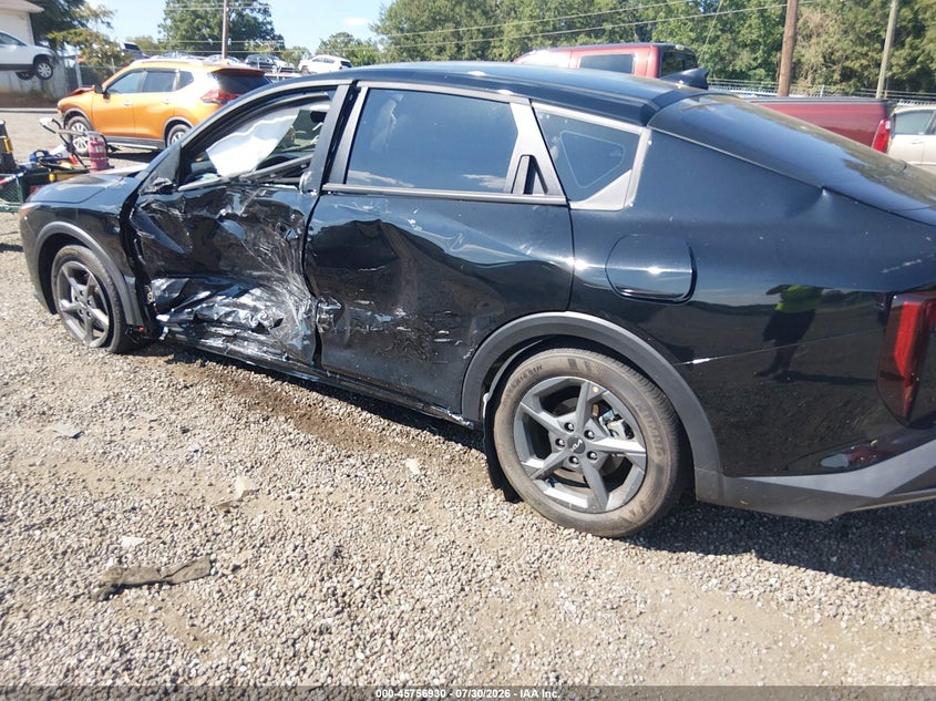 2026 KIA K4 auction photo 6