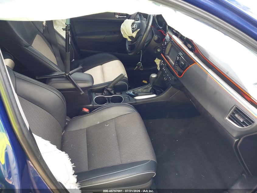 TOYOTA COROLLA - zdjęcie 5