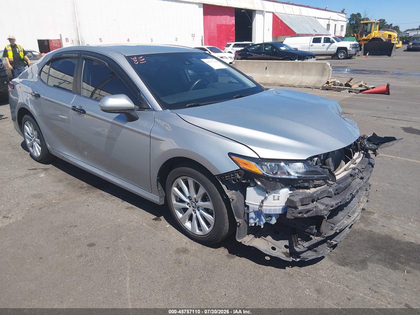 Vin: 4t1c11ak9lu339722, lot: 46255832, toyota camry le 2020 img_1