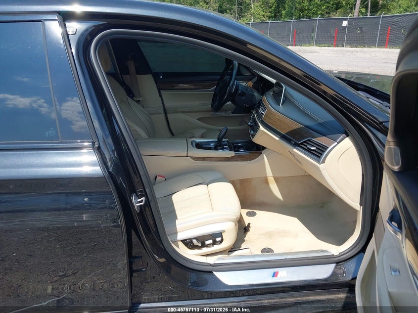 BMW 750I - zdjęcie 5