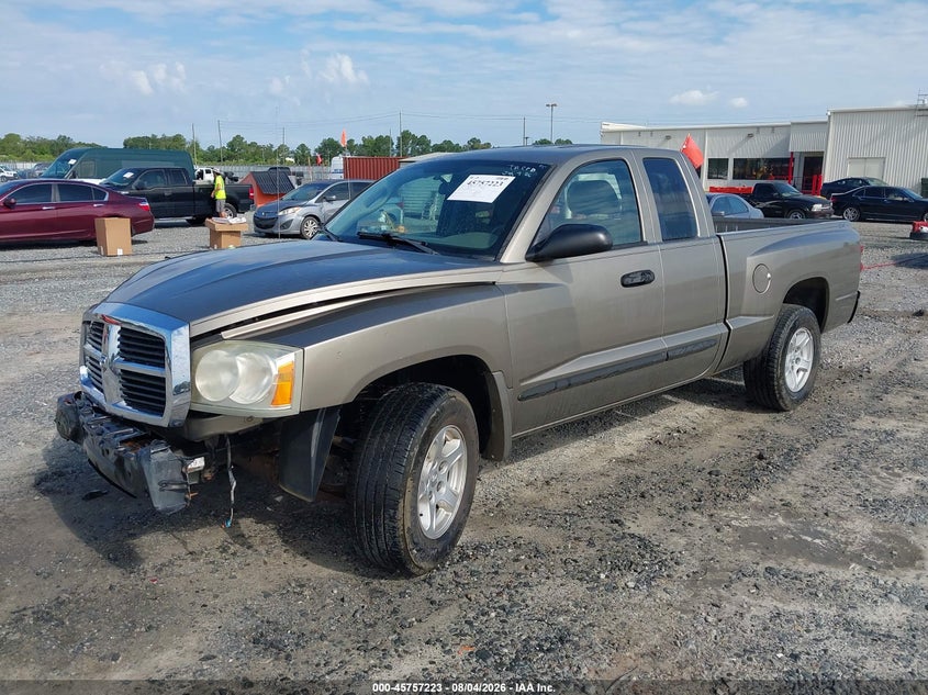 2006 Dodge Dakota, Front End, IAAI, VIN 1D7HE42K86S603520 — photo 2