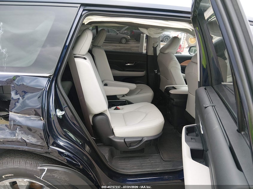 2026 TOYOTA GRAND HIGHLANDER HYBRID auction photo 8