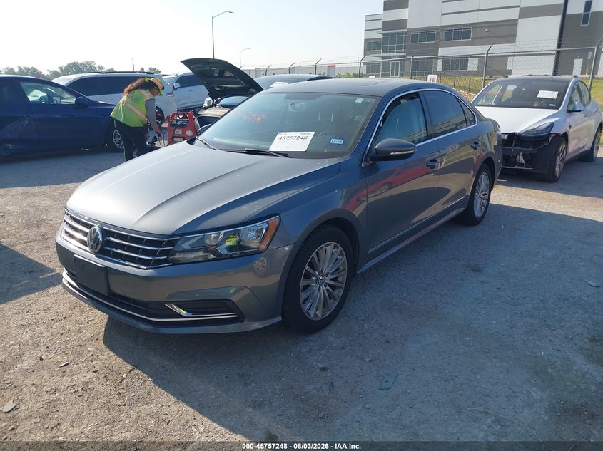 2017 Volkswagen Passat, Звичайний знос, IAAI, VIN 1VWBT7A37HC027740 — фото 2