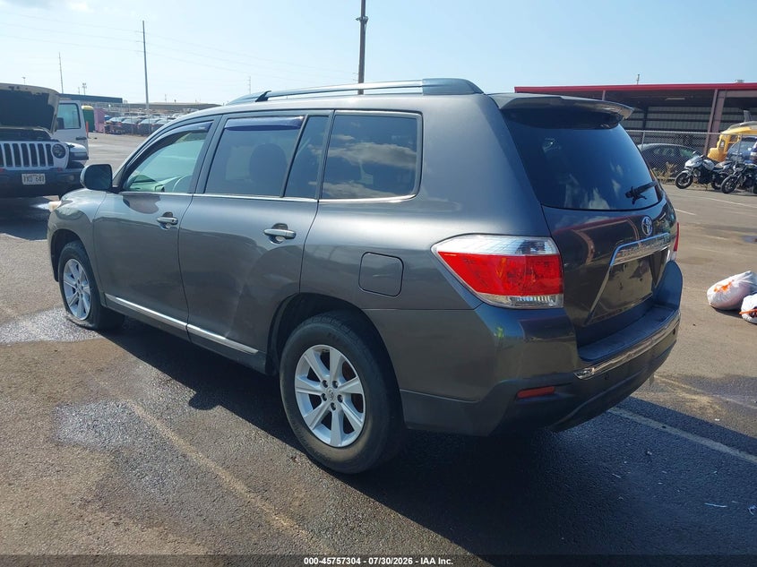 Vin: 5tdzk3eh7ds102352, lot: 46256026, toyota highlander base plus v6/base v6/se v6 20133