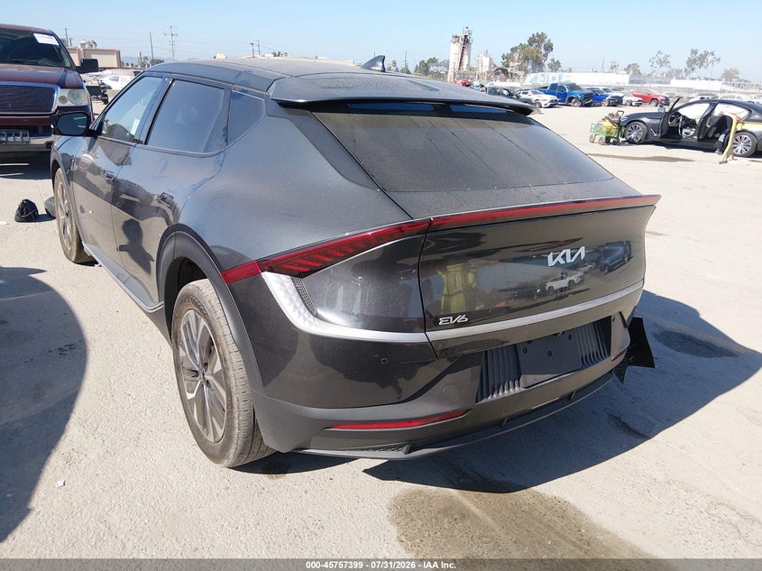 2024 KIA EV6 auction photo 3