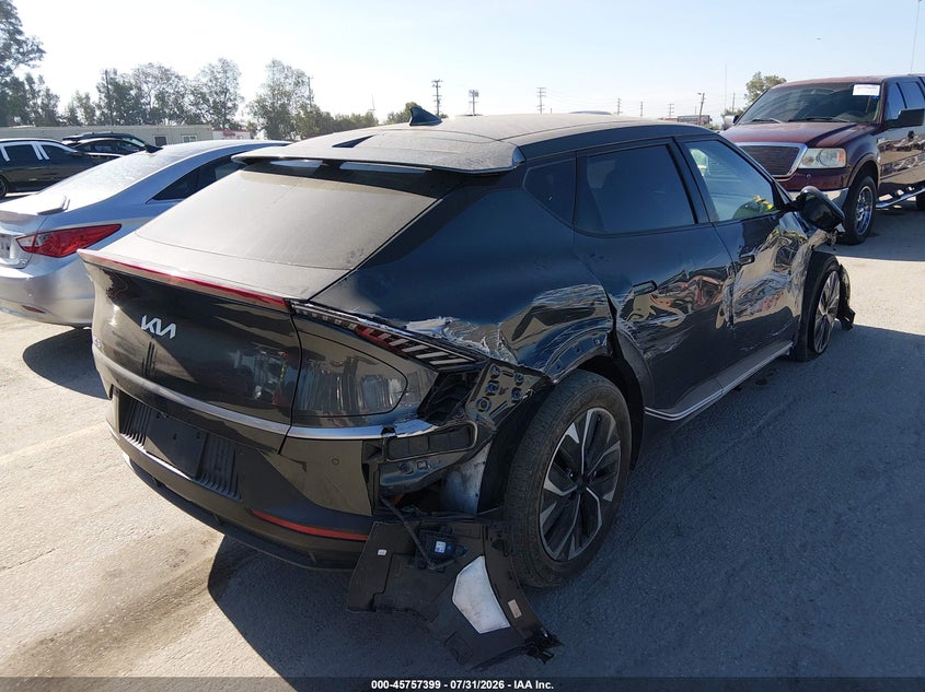 2024 KIA EV6 auction photo 4