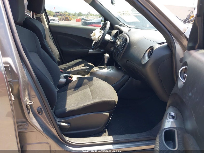 2013 NISSAN JUKE auction photo 5