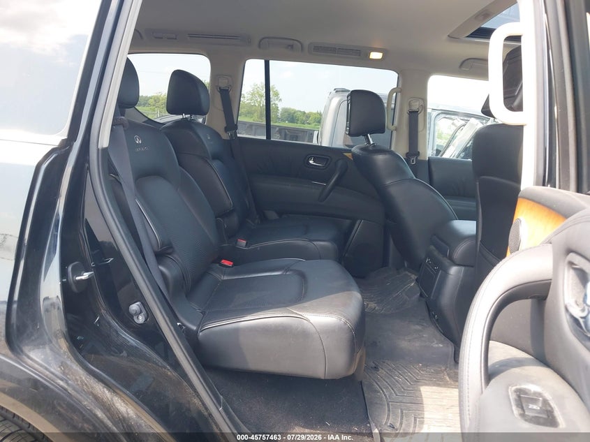 2011 INFINITI QX56 auction photo 8