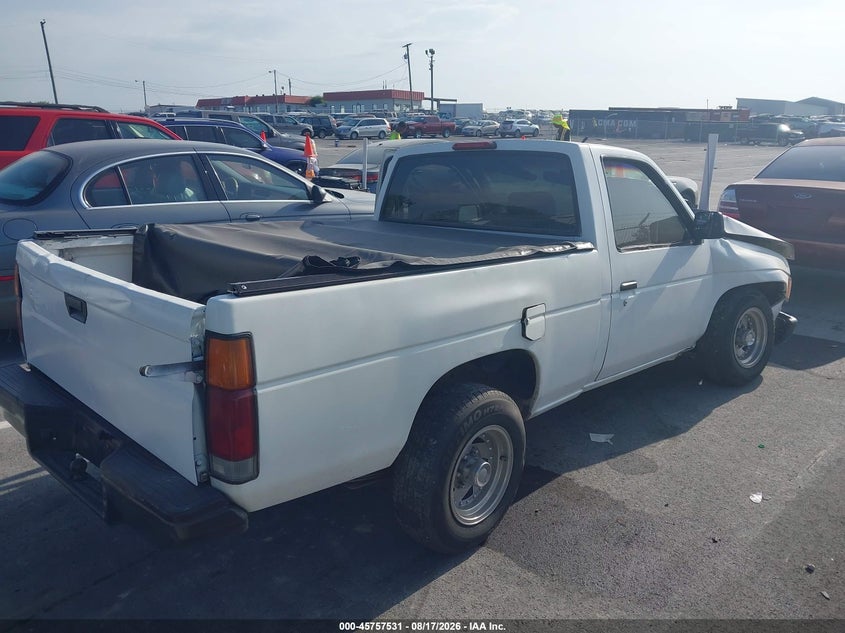 1995 NISSAN TRUCK auction photo 4