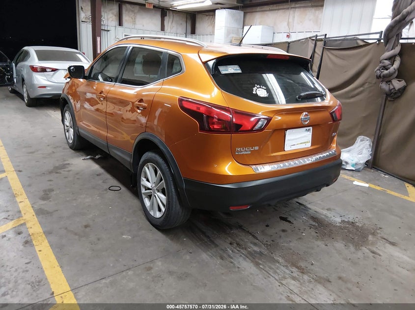 Vin: jn1bj1cp8hw001753, lot: 46256292, nissan rogue sport sv 20173