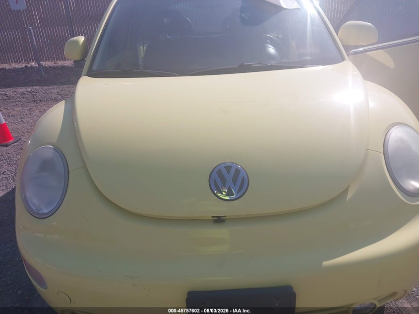 1999 VOLKSWAGEN NEW BEETLE auction photo 6
