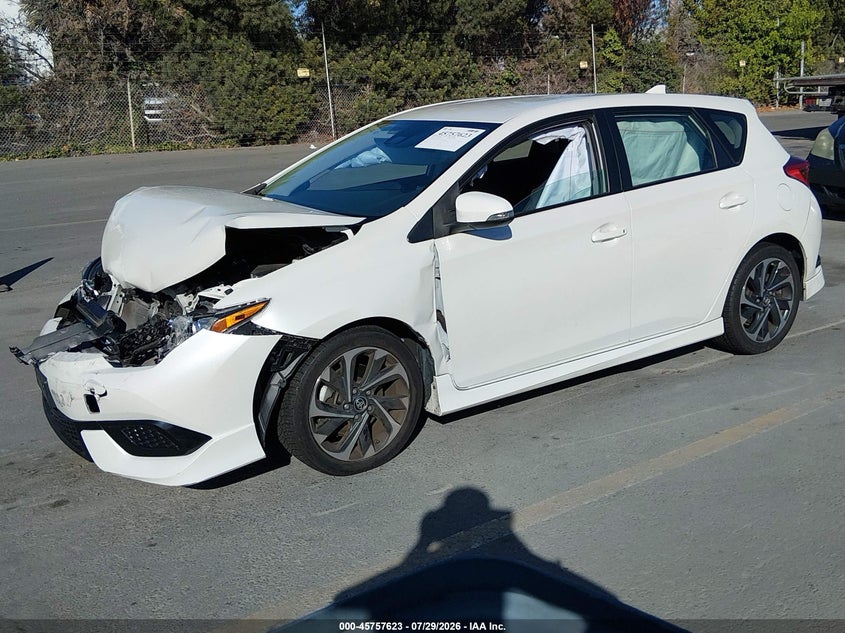 2018 TOYOTA COROLLA IM auction photo 2