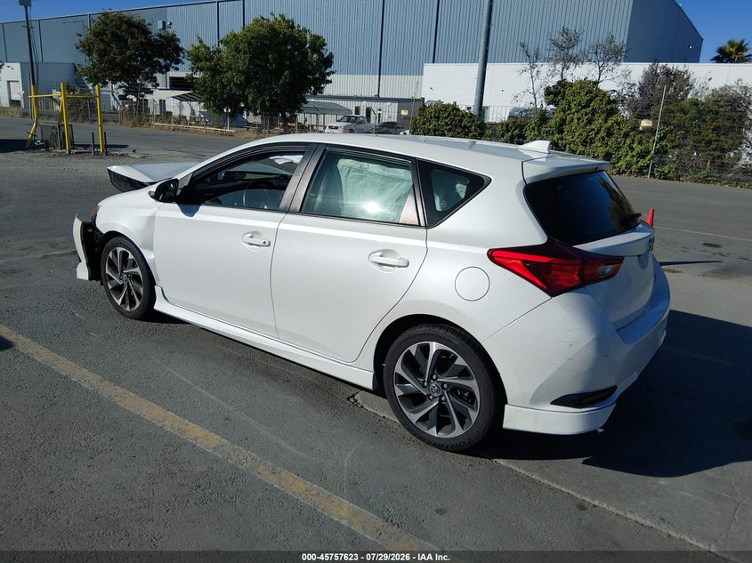 2018 TOYOTA COROLLA IM auction photo 3