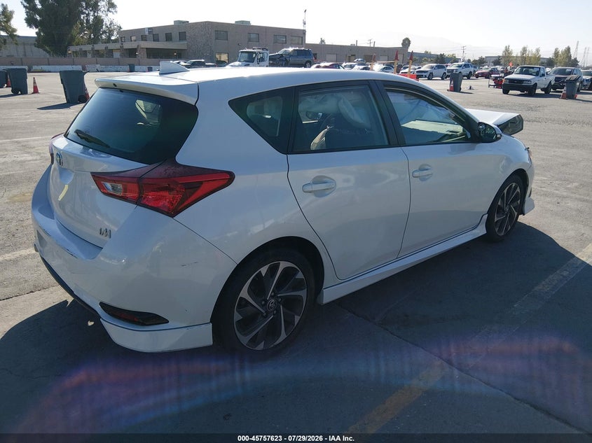 2018 TOYOTA COROLLA IM auction photo 4