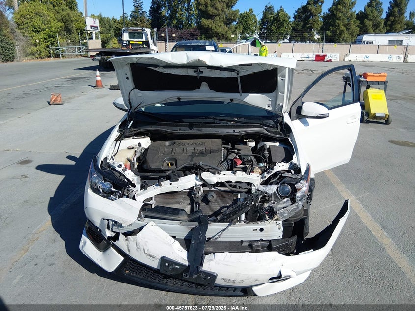 2018 TOYOTA COROLLA IM auction photo 6