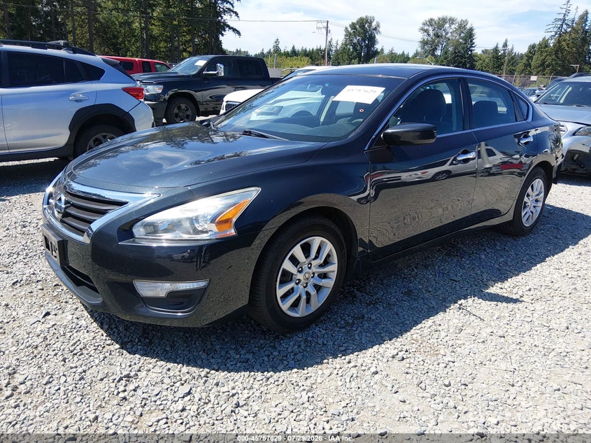 2015 Nissan Altima, Rear, IAAI, VIN 1N4AL3AP7FC299489 — photo 2