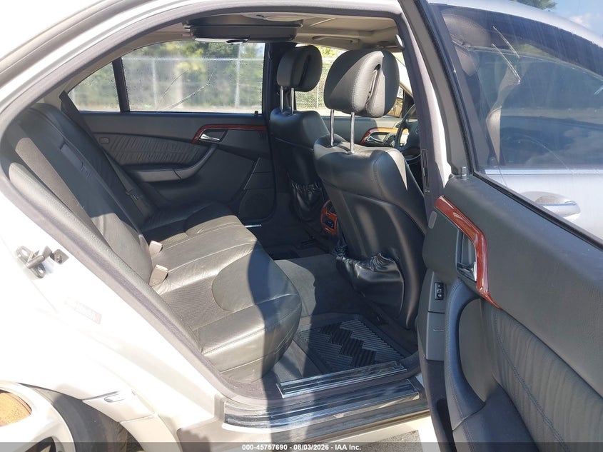 2004 MERCEDES-BENZ S 430 auction photo 8