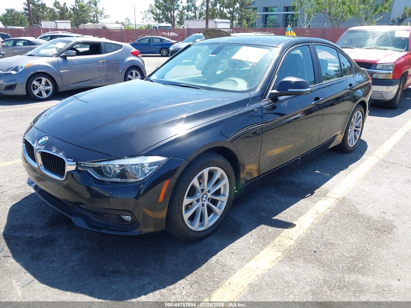 Vin: wba8a9c51jah13500, lot: 46256416, bmw 320i 20182