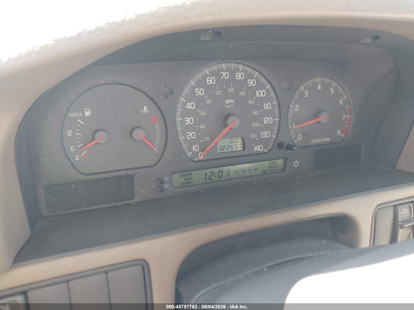1999 VOLVO V70 auction photo 7