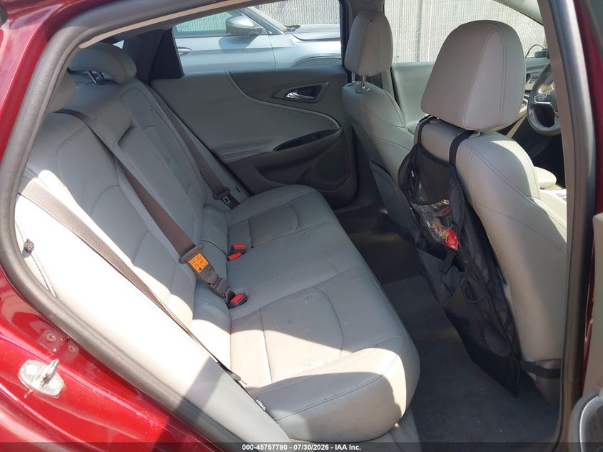 2016 CHEVROLET MALIBU auction photo 8